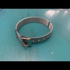 Silver buckle bracelet
